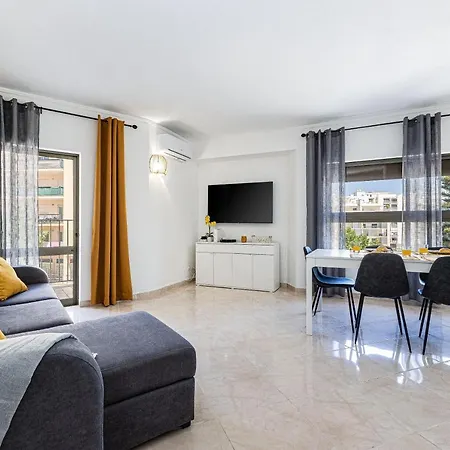 Beachside Bliss - 150 Meters From The * Armacao de Pera