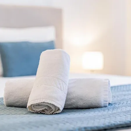 Apartment Beachside Bliss - 150 Meters From The Armacao de Pera